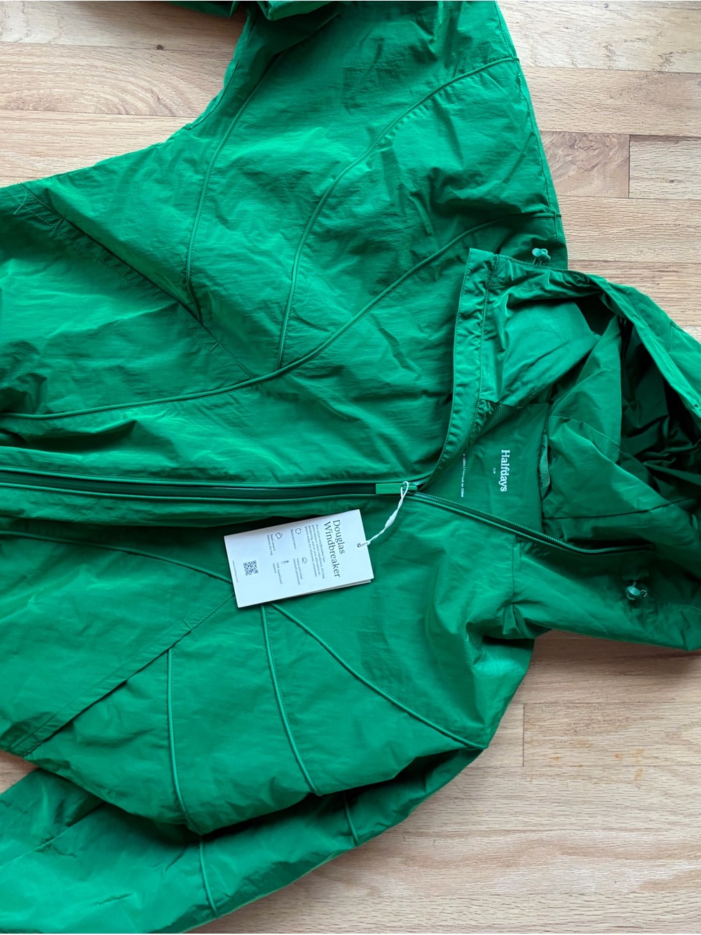 Helly Hansen Women's Vibrant Green Ski & Snow Jacket with Hood